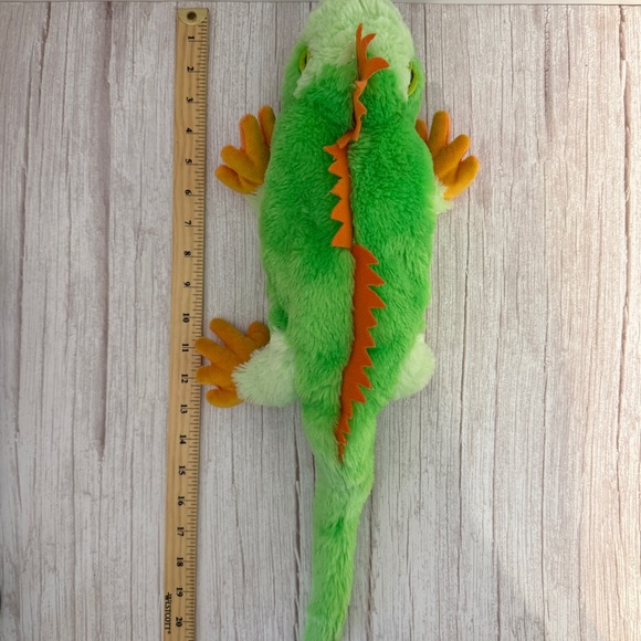 Green Iguana Lizard Hand Puppet Plush Toy The Manhatten Toy Company 2013 - Picture 5 of 11
